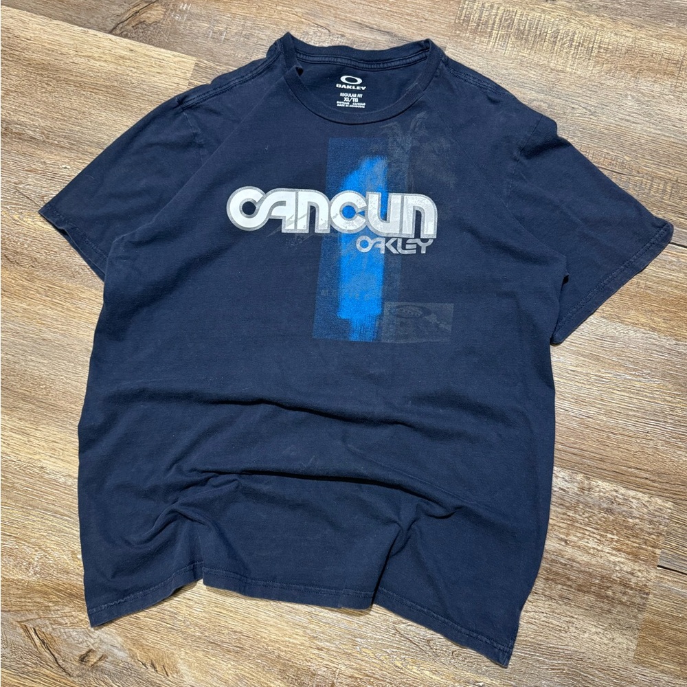 Y2K Oakley T shirt‎